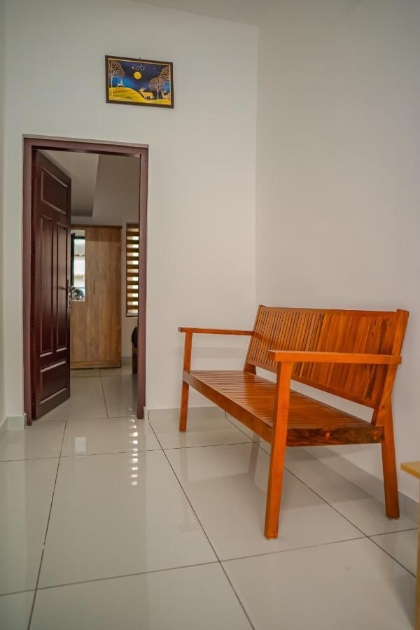 Shimano Square Guest House Varkala Ngoại thất bức ảnh