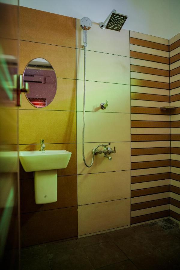 Shimano Square Guest House Varkala Ngoại thất bức ảnh