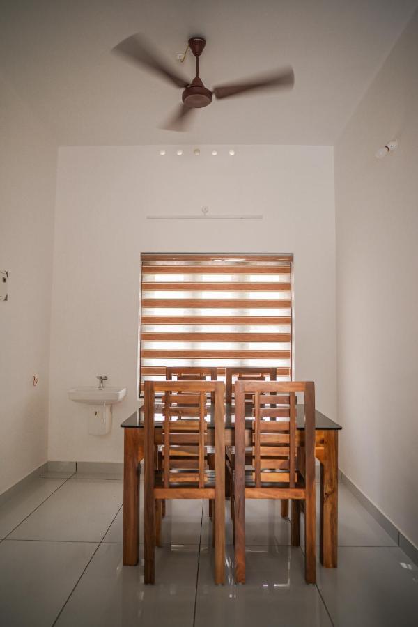 Shimano Square Guest House Varkala Ngoại thất bức ảnh