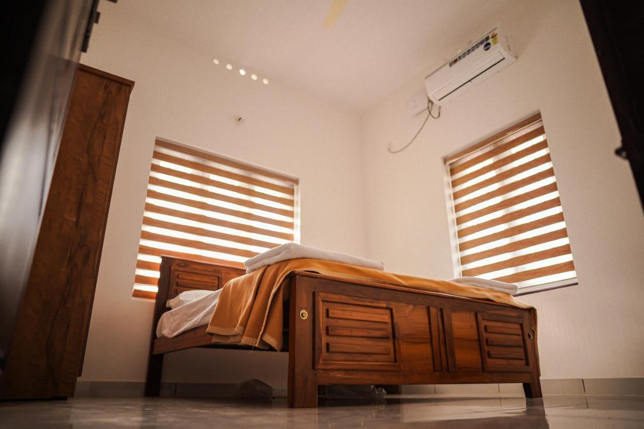 Shimano Square Guest House Varkala Ngoại thất bức ảnh